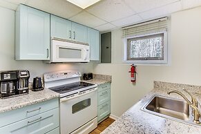 2 Mi to Toccoa Falls: Cozy Getaway w/ Fire Pit!