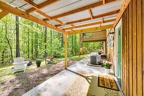 2 Mi to Toccoa Falls: Cozy Getaway w/ Fire Pit!