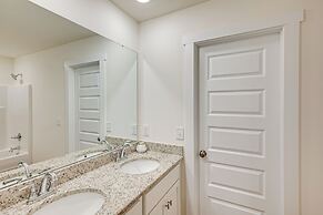 15 Mi to Dtwn Huntsville: Newly Built Home!