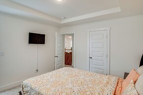 15 Mi to Dtwn Huntsville: Newly Built Home!