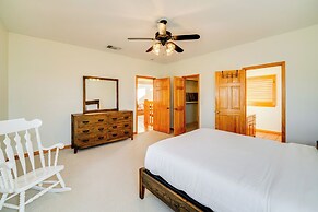 6 Mi to Lewisville Lake: Spacious Ranch Home
