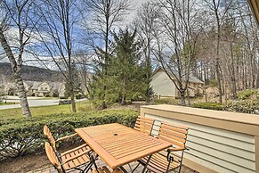 Walk to Ski, Golf & Dining: Jackson Village Condo!