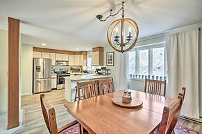 Walk to Ski, Golf & Dining: Jackson Village Condo!