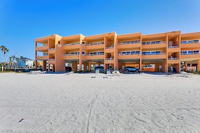 Steps to Beach: Bradenton Beach Condo w/ Deck