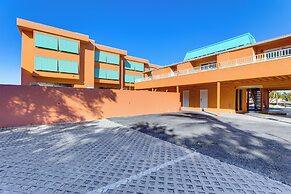 Steps to Beach: Bradenton Beach Condo w/ Deck