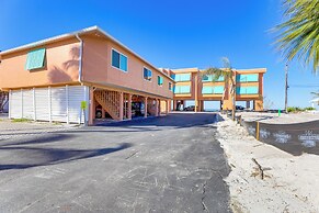 Steps to Beach: Bradenton Beach Condo w/ Deck