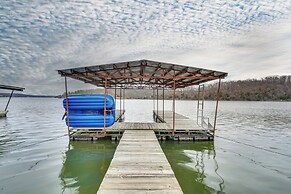Fish & Boat on Lake of the Ozarks: Waterfront Home
