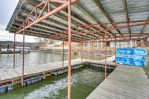 Fish & Boat on Lake of the Ozarks: Waterfront Home