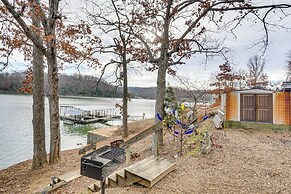 Fish & Boat on Lake of the Ozarks: Waterfront Home