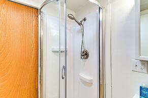 Oswego River Escape w/ Marina Views: Walk to Town!