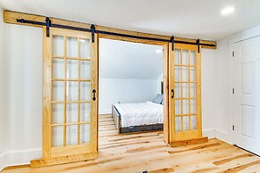 Oswego River Escape w/ Marina Views: Walk to Town!