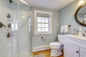 3 Mi to Dtwn: Mystic Getaway w/ Deck & Grill!