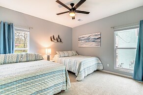 < 1 Mi to Boat Ramp: Waterfront Lake Conroe Home!