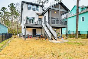 < 1 Mi to Boat Ramp: Waterfront Lake Conroe Home!