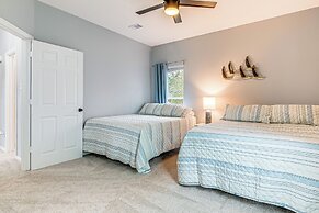 < 1 Mi to Boat Ramp: Waterfront Lake Conroe Home!