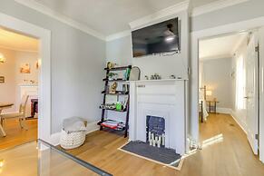 1 Mi to Ocmulgee Mounds: Charming Home w/ Yard!