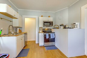 1 Mi to Ocmulgee Mounds: Charming Home w/ Yard!