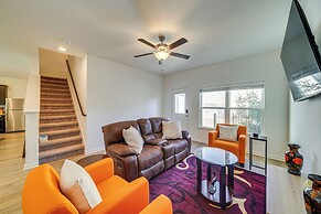 8 Mi to Lackland Afb: Pet-friendly Home w/ Yard!