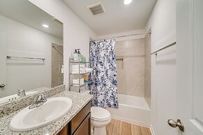 8 Mi to Lackland Afb: Pet-friendly Home w/ Yard!