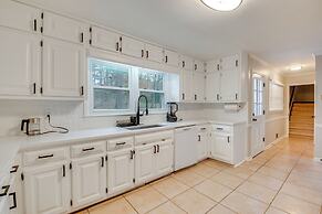 Spacious Home w/ Deck & Perks in Marietta!
