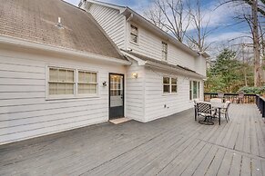 Spacious Home w/ Deck & Perks in Marietta!