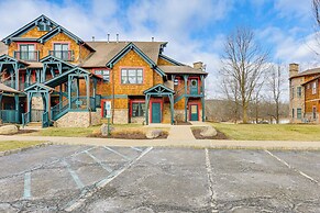 < 1 Mi to Mountain Creek Resort: Condo w/ Balcony