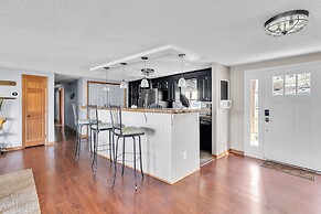 Spacious Hidden Paradise At Lake Norman 4 Bedroom Home