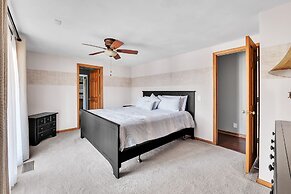 Spacious Hidden Paradise At Lake Norman 4 Bedroom Home