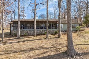 Spacious Hidden Paradise At Lake Norman 4 Bedroom Home