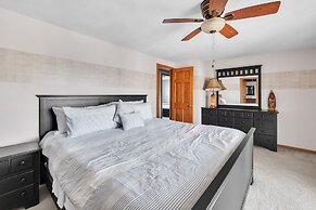 Spacious Hidden Paradise At Lake Norman 4 Bedroom Home