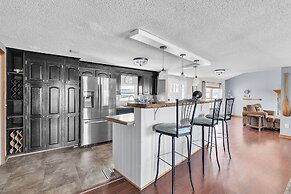 Spacious Hidden Paradise At Lake Norman 4 Bedroom Home