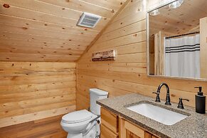 Mountain Cabin Near Trails, Skiing & Yellowstone 3 Bedroom Cabin