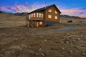 Mountain Cabin Near Trails, Skiing & Yellowstone 3 Bedroom Cabin