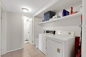 Ponderosa Off The Beaten Path 5 Bedroom Farmhouse