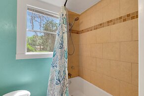 Ponderosa Off The Beaten Path 5 Bedroom Farmhouse