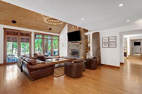 4br Cabin W/ Hot Tub Ultimate Truckee Escape 4 Bedroom Cabin