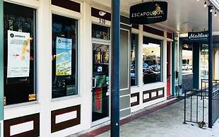 Charming Room Rentals in Southern Lakeland: Central & Cozy