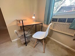 Charming Room Rentals in Southern Lakeland: Central & Cozy