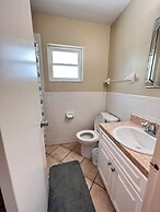 Charming Room Rentals in Southern Lakeland: Central & Cozy