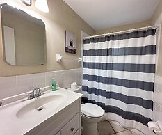 Charming Room Rentals in Southern Lakeland: Central & Cozy