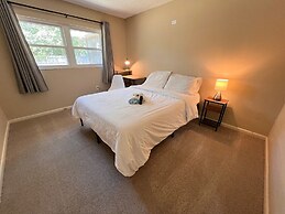 Charming Room Rentals in Southern Lakeland: Central & Cozy