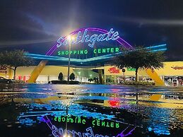 Charming Room Rentals in Southern Lakeland: Central & Cozy