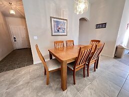 Cozy Davenport Rooms Near Posner Park Shopping & Dining