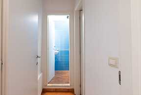 La Loren By DomusExtra