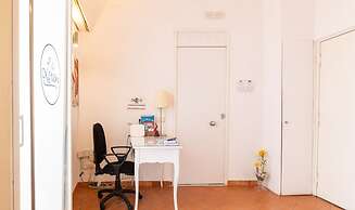 La Loren By DomusExtra