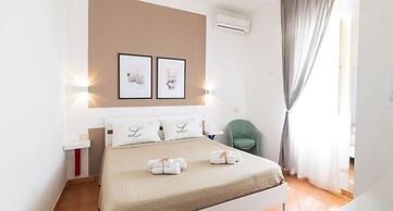 La Loren By DomusExtra