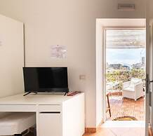 La Loren By DomusExtra