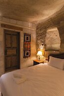 Memory Cave House