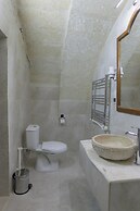 Memory Cave House