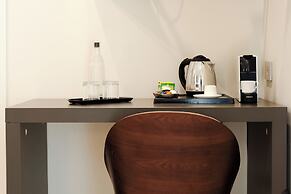 Hera rooms and suites